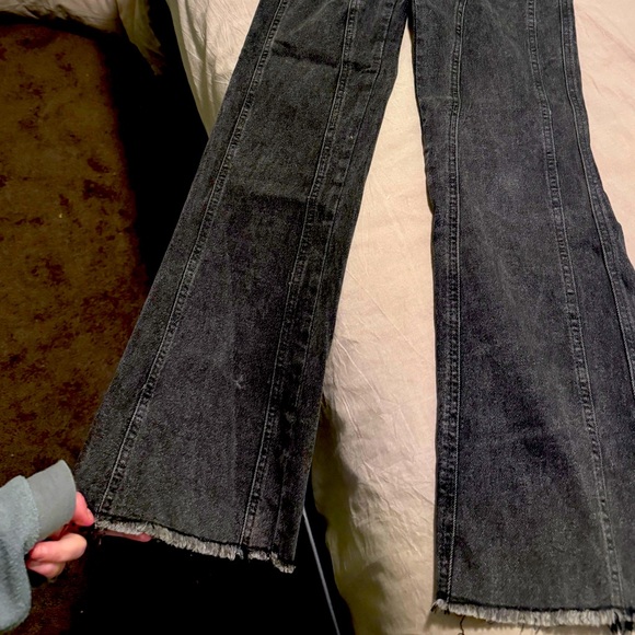 Black Jeans (SHEIN’s brand: DAZY) - Picture 5 of 9